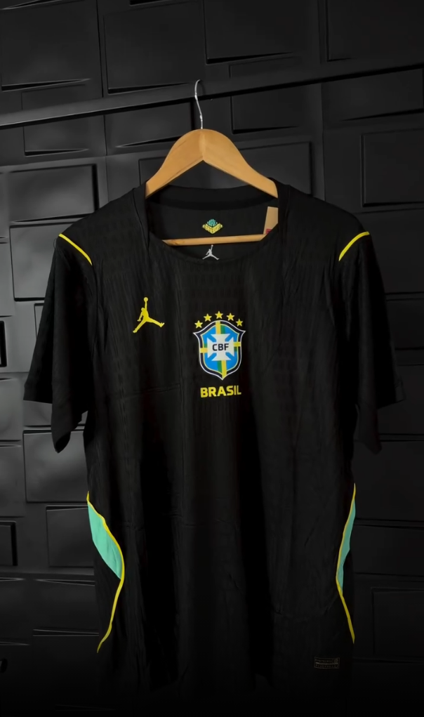 Manto Treino Black Edition Seleção Brasileira